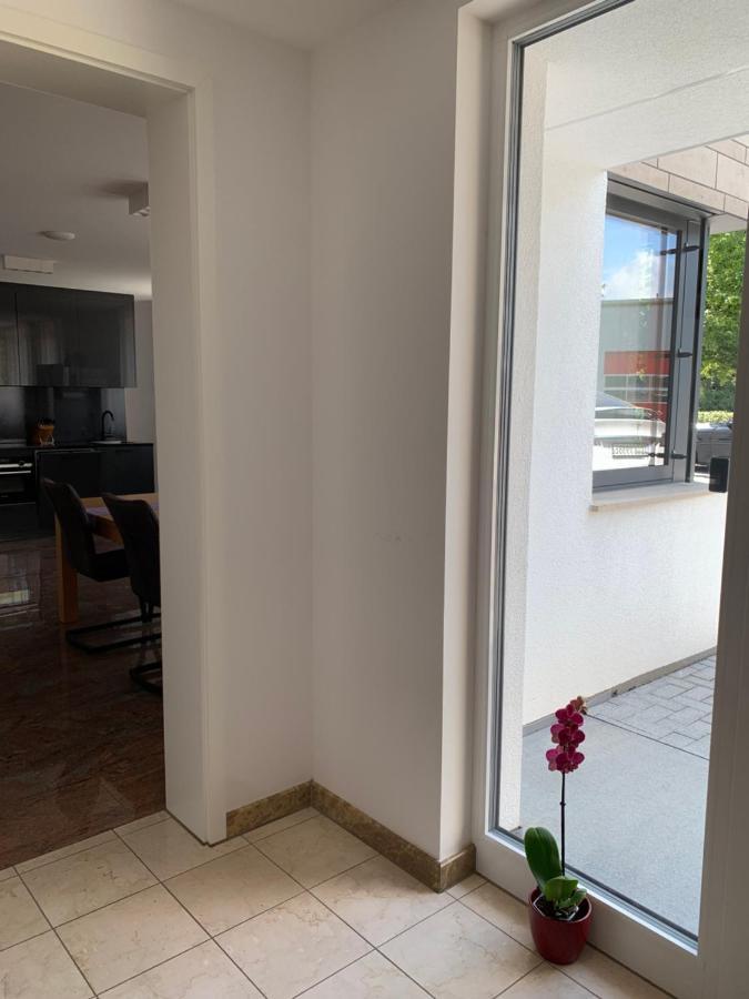 Mosaikhaus Smart Home Würselen Exteriér fotografie