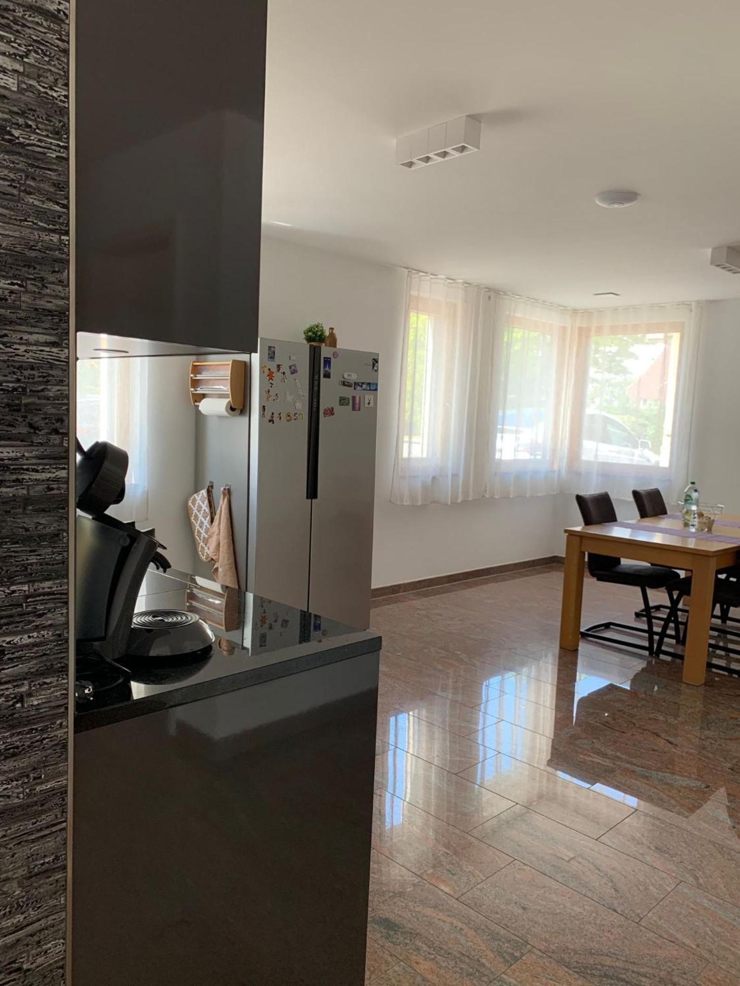 Mosaikhaus Smart Home Würselen Exteriér fotografie